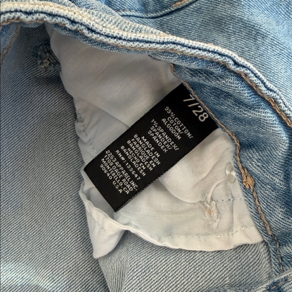 👖 Re Generation by Celebrity Pink Women’s Light Blue Denim Jeans Size 7/28 - Picture 7 of 9